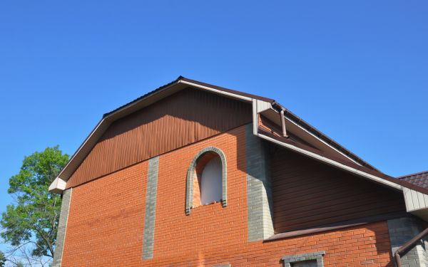 Cost of Brick Window Installation in Chippewa Falls
